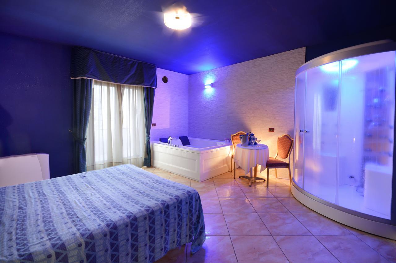 Royal Hotel Montevergine Ospedaletto dʼAlpinolo Dış mekan fotoğraf
